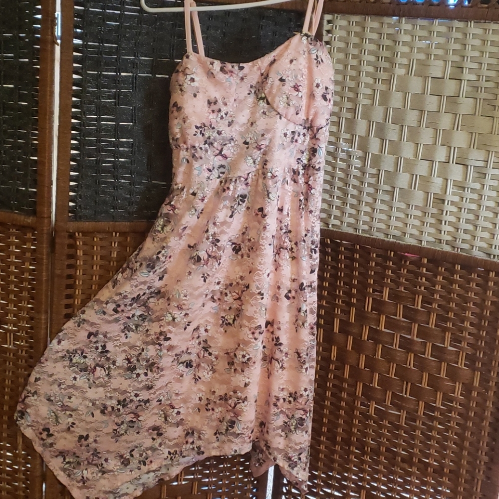 Pretty pretty pink floral dress
